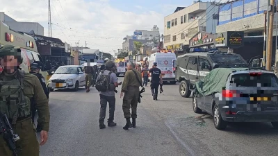 IDF troops and MDA vehicle at the terror attack site in Kedumim, West Bank, on 6.1.2025. 
(Photo: MDA)