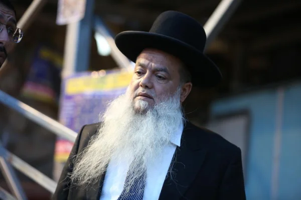 Israel turns to haredi influencers to combat Iranian recruitment campaign
