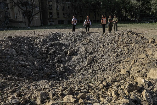 19 Israelis wounded by Beersheva missile impact | At least 1,000 Iranian regime troops killed in airstrikes | Israel threatens Hezbollah leader with assassination