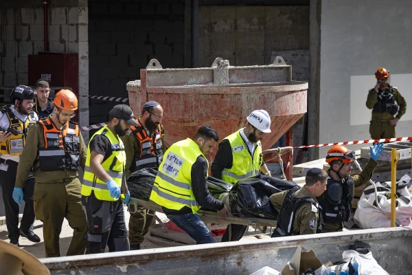 One Israeli killed, at least 6 injured in ballistic missile strikes as Iran uses more cluster munitions on civilian areas