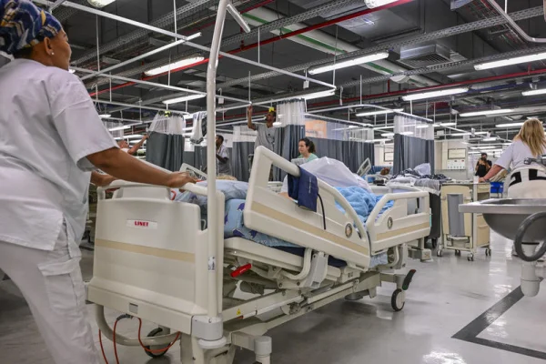 Israeli hospitals move underground amid renewed Iranian missile attacks