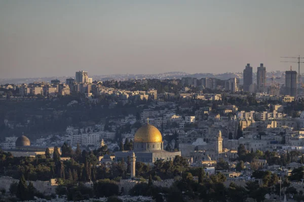 Israel hits back at ‘false accusations & distortions’ after 13 Arab states condemn changes to Temple Mount status quo