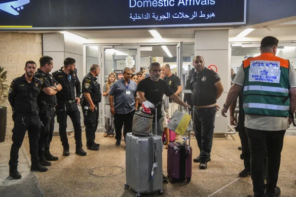 Israel, Jewish communities on heightened security alert following flydubai terror attack
