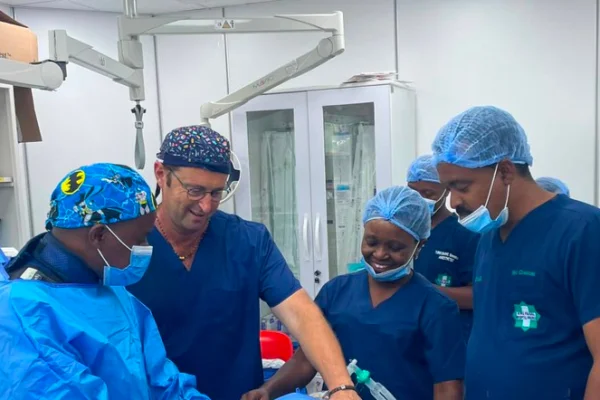 Israeli doctor flies 2,500 miles to Rwanda to save newborn with rare heart defect