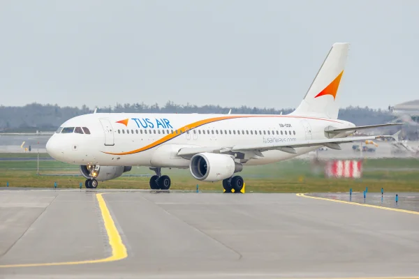 3 passengers removed from Israel-bound TUS Airways flight in Italy