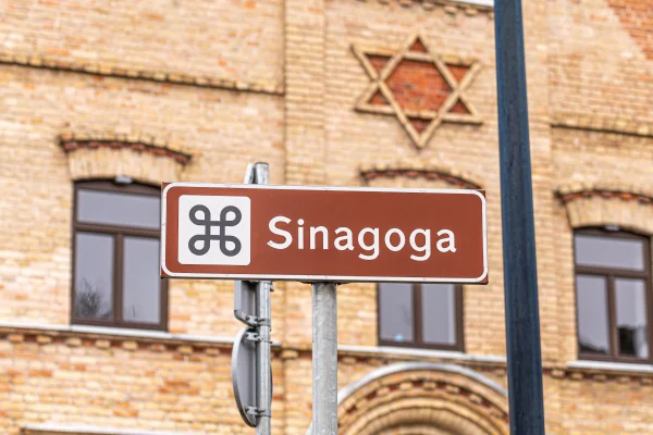Lithuanian Jewish community leader warns of security gaps amid synagogue bomb threats