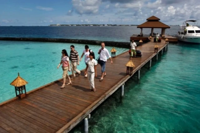 Tourists in Maldives, AP, 15 April, 2025. Photo: Kan 11