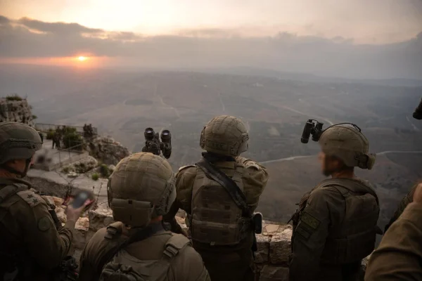 Israeli troops to remain in Lebanon security zone if Hezbollah refuses to withdraw, Amb Leiter affirms