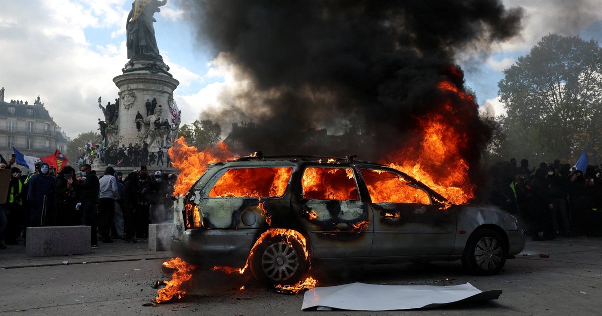 More than 1,300 antisemitic posts blame Israel, Jews for French riots – report