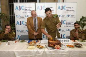 American soldiers doing Israeli army service enjoy a Thanksgiving meal dinner organized by the American Jewish committee in Jerusalem. November 25, 2010. Photo by Miriam Alster/FLASH90