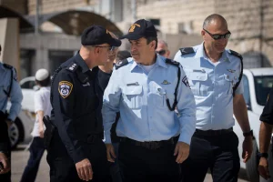 Jerusalem District Police Commander Yoram Halevy seen at the Western Wall in Jerusalem's Old City, ahead of the first Friday prayers for the Muslim holiday of Ramadan. May 18, 2018. Photo by Yonatan Sindel/Flash90