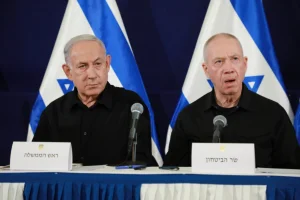 Israeli prime minister Benjamin Netanyahu, Minister of Defense Yoav Galant, and head of the National Unity party Benny Gantz (not seen) hold a joint press conference at the Ministry of Defense, in Tel Aviv. October 28, 2023 (Photo: Dana Kopel/POOL / VIA Flash90).