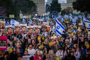 Thousands of Israelis take part in a rally marking six month since the Hamas October 7 massacre, outside the Israeli parliament in Jerusalem, April 7, 2024 (Photo: Yonatan Sindel/Flash90).
