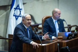 Israeli Prime Minister Benjamin Netanyahu speaks during a 40 signatures debate, at the plenum hall of the Knesset, the Israeli parliament in Jerusalem, on May 27, 2024 (Photo: Yonatan Sindel/Flash90).
