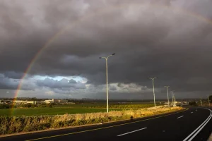 Rainfall in Rosh Haayin, February 7, 2025. Photo by Yossi Aloni/Flash90