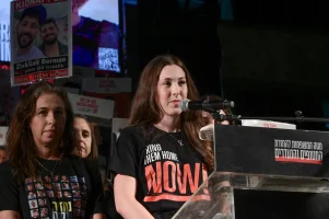 Former hostage Naama Levy speaks during a rally calling for the release of Israelis held hostage by Hamas terrorists in Gaza, at "Hostage Square" in Tel Aviv, May 24, 2025. Photo by Avshalom Sassoni/Flash90