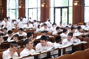 Jewish yeshiva students study next to the world's largest Holy Ark (Aron Kodesh) at the Atert Shlomo Yeshiva, in Rishon Lezion, June 11, 2025. Photo by Shlomi Cohen/Flash90