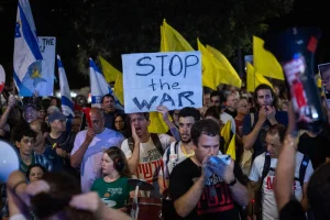 People protest calling for the release of hostages held in the Gaza Strip, outside the US consulate in Jerusalem, July 19, 2025. Photo by Yonatan Sindel/Flash90