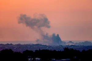 Smoke rises from an Israeli military operation in the northern Gaza Strip, as it seen from the Israeli side of the border, August 10, 2025. Photo by Yossi Zamir/Flash90