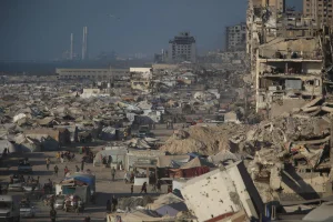 Displaced Palestinians seen near their tents near the sea in Gaza City, September 2, 2025. Photo by Ali Hassan/Flash90