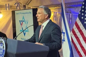 Steve Witkoff delivers brief remarks at an event hosted by Israeli Ambassador to the United States, Dr. Yechiel Leiter, at the Ambassador’s Residence on May 5, 2025. (Photo: Witkoff’s X page)