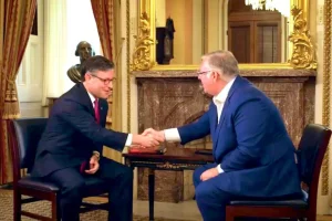 Joel C. Rosenberg, Editor-in-Chief of All Israel News, meets with U.S. Speaker of the House Mike Johnson during an interview for TBN in Washington, July 2025. (Photo: Courtesy)
