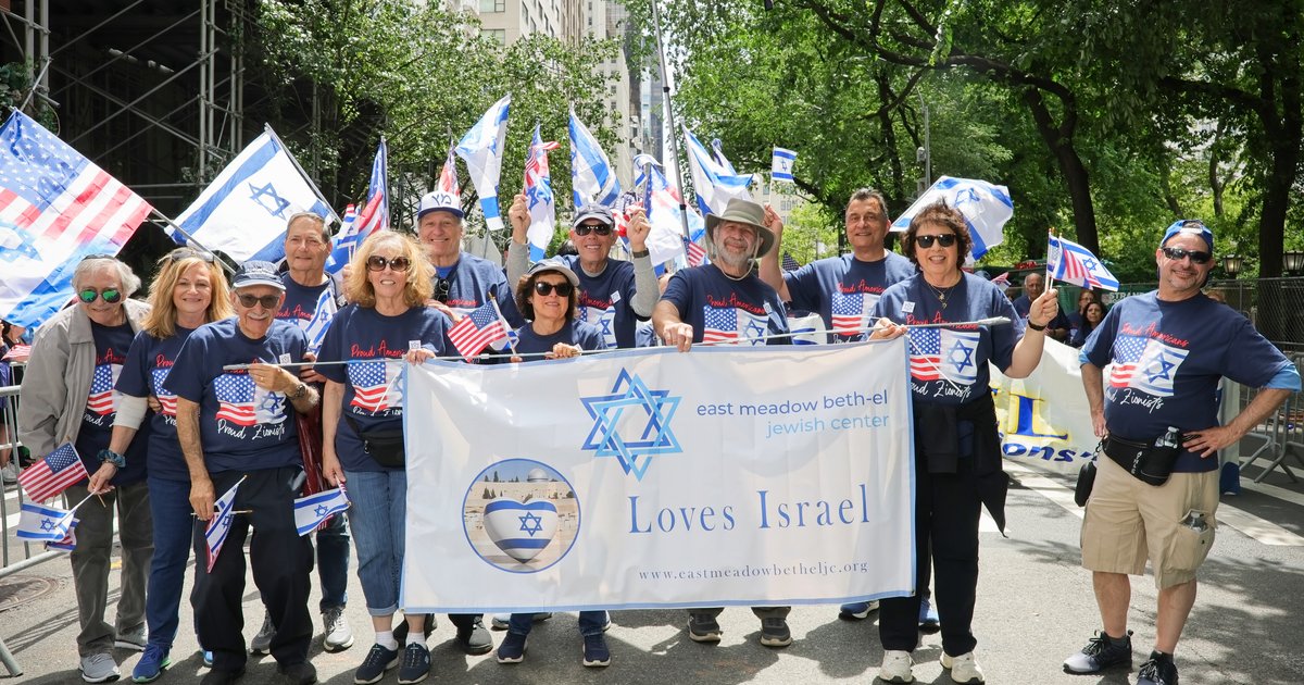 72% of US Jews, 75% of Israeli Jews feel strongly connected, according to new study