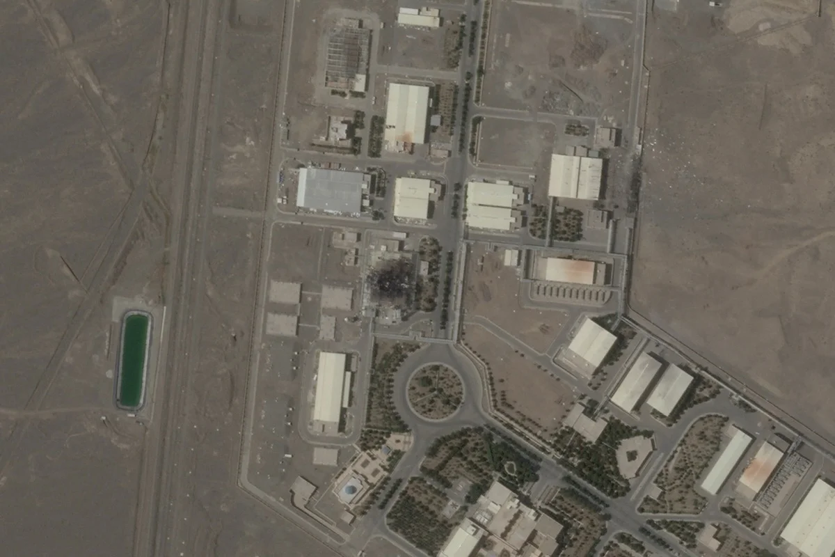 La amenaza nuclear de Irán es mayor que antes de los ataques estadounidense-israelíes de 2025, según un informe del OIEA.