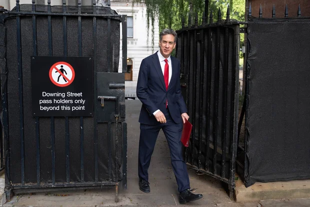 Israel, Huckabee slam UK foreign secretary over ‘false’ claims Israel blocking medicine to Gaza
