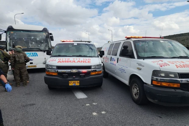 8 wounded in Samaria terror shooting | IDF Chief Halevi hints at resignation after Oct 7 investigations | IDF reiterates: Lebanese civilians forbidden from returning south