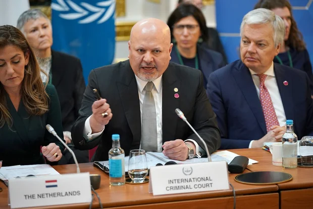 IStGH-Ankläger Khan fordert das Gericht auf, den Einspruch Israels gegen die Haftbefehle gegen Premierminister Netanjahu und den ehemaligen Verteidigungsminister Yoav Gallant abzuweisen