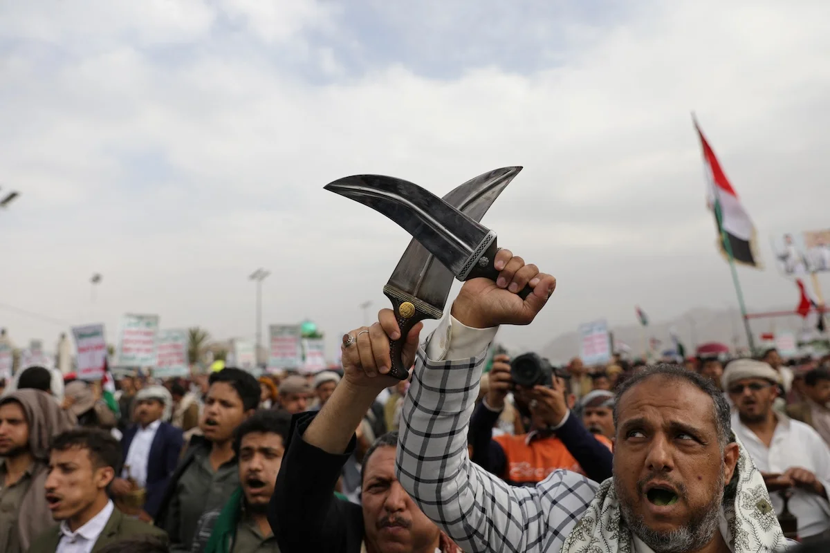 Protesters, mainly Houthi supporters, rally to show solidarity with Palestinians in the Gaza Strip, in Sanaa, Yemen July 5, 2024. REUTERS/Khaled Abdullah