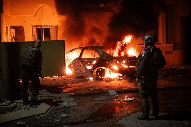 Some 300 prominent economists urge Israeli government to curb nonessential spending amid Hamas war