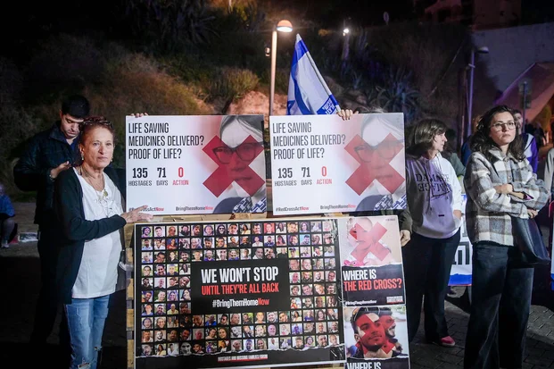 Netanyahu: La Cruz Roja se negó a dar medicamentos vitales a los rehenes en Gaza