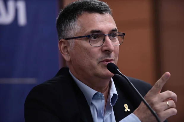 „Israel muss die Hisbollah unverzüglich angreifen und vernichten“, sagt Knesset-Mitglied Gideon Sa’ar