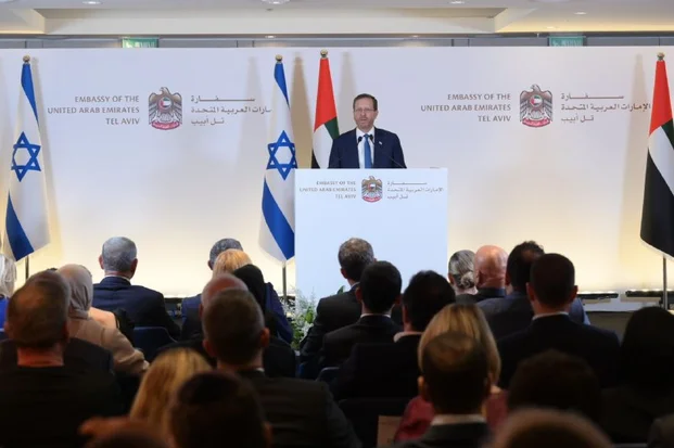 While hosting reception for UAE’s foreign minister, Israeli President Isaac Herzog announces he’ll soon make historic first state visit to Bahrain