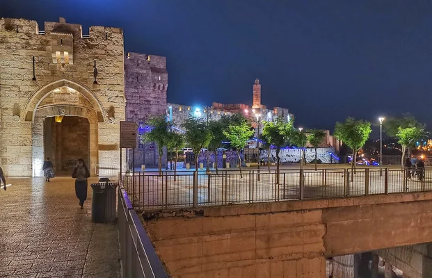 Israel's airport has reopened – but tourists won't get into Israel before this summer, at best