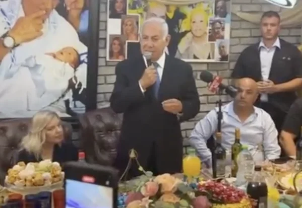 Netanyahu tells supporters he is returning to power, as they chant ‘Long live Bibi, King of Israel’