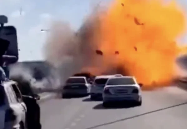 Hamas bombs its own people as they flee northern Gaza, expert video analyst reveals