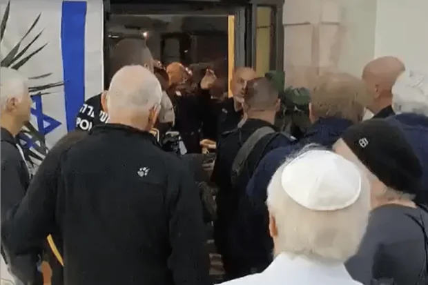 Police arrest 3 rioters after attack on joint Israeli-Palestinian memorial held at Ra'anana synagogue