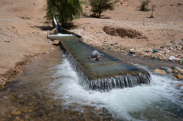 Does Israeli upgraded water sale to Jordan signify a policy shift from the previous government?