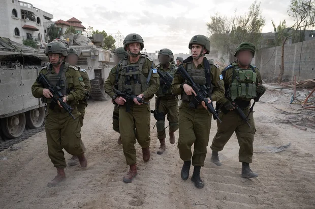 Day 48: With pause in fighting delayed, IDF continues operations in Gaza Strip