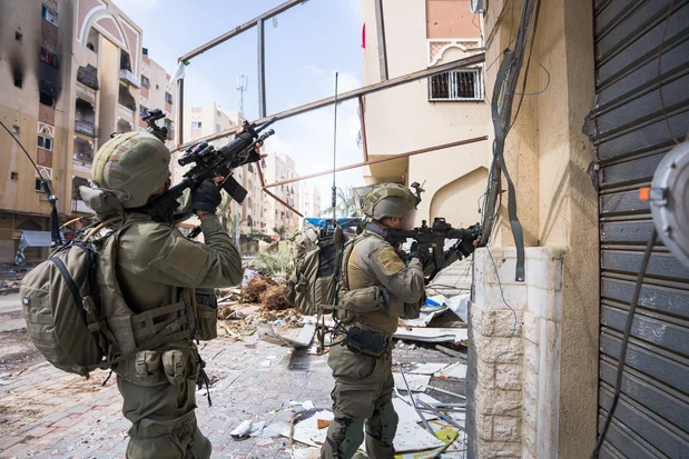 IDF soldiers with South African citizenship to be arrested on arrival, Pretoria warns