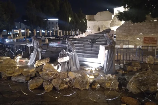 Nativity scene in rubble in show of solidarity with Gaza, in Bethlehem, Dec. 24, 2023 (Photo: Paul Calvert)