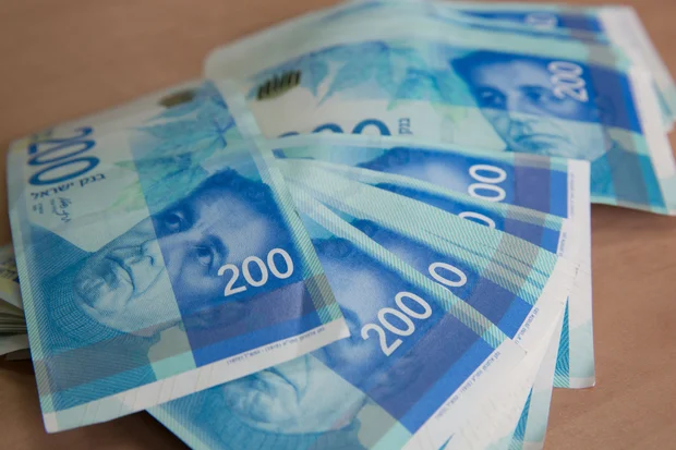 Shekel's recovery: Understanding the factors behind its recent reversal from multi-year lows