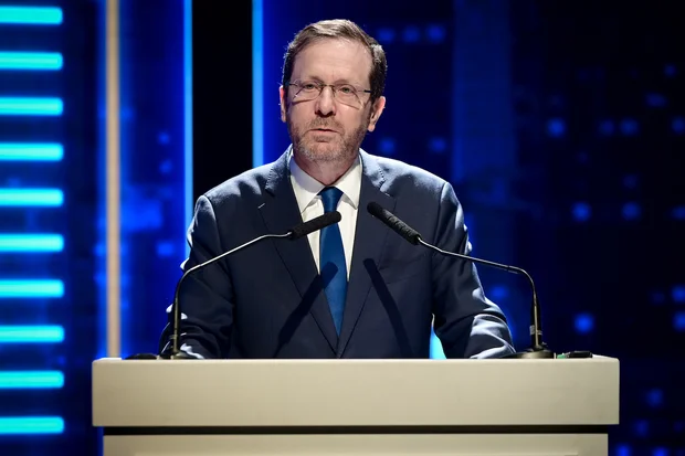 Israeli President Herzog calls coalition and opposition leaders, urges immediate start to negotiations