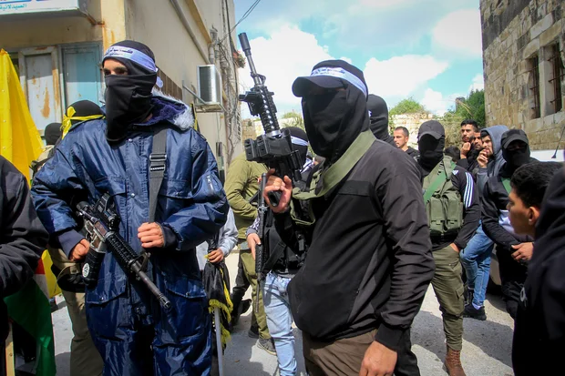 palestinian_gunmen.jpg