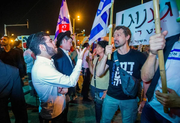 protest_bnei_brak.jpg