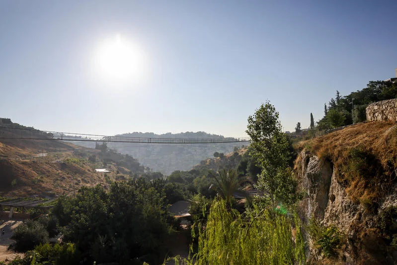 View of a new rope bridge spanning the Ben Hinnom Valley, connecting Jerusalem’s Old City with Mount Zion, July 4, 2023. (Photo: Chaim Goldberg/Flash90)