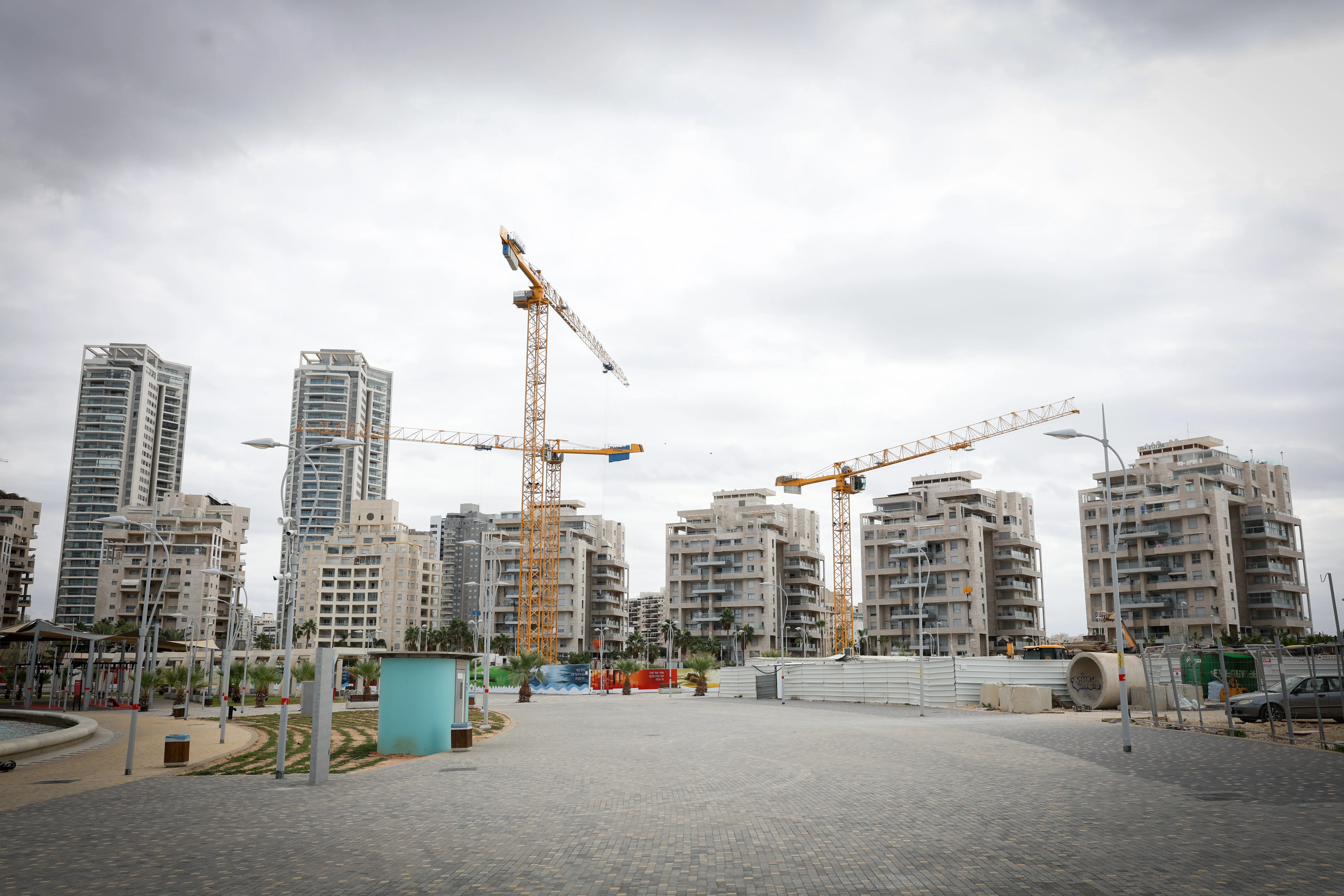 New residential buildings in the southern Israeli town of Ashdod. November 25, 2024. Photo by David Cohen FLASH90